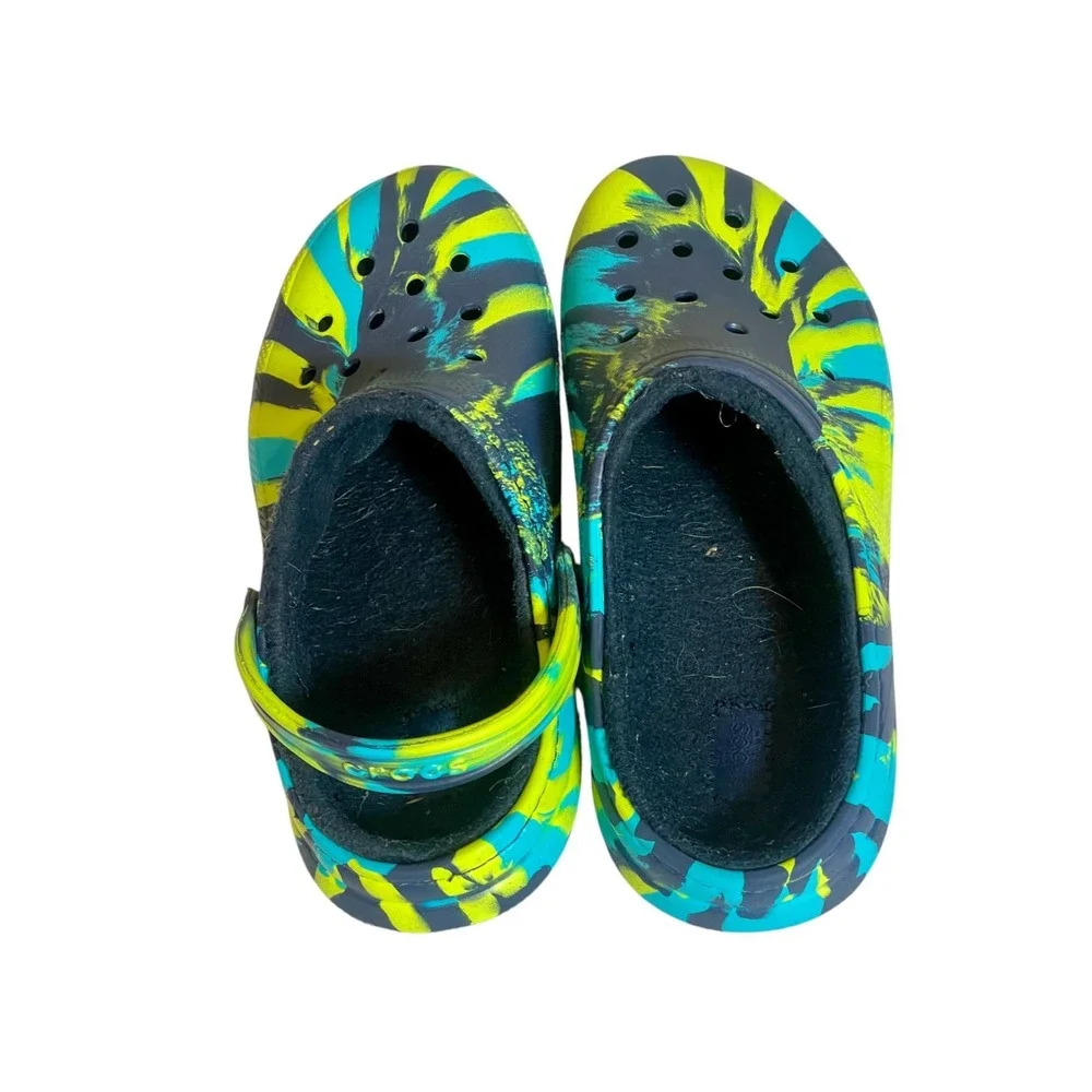 Crocs Marbled Clogs Kids Fleece Lined Size J6 Blue Tie Dye Slip‎ On